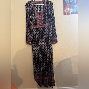 Knox Rose Black and Pink Long Sleeve Dress